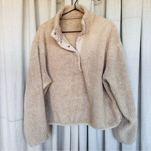 SOLD Light brown cropped fleece pullover